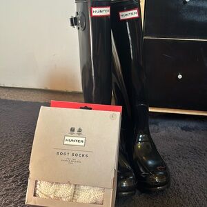 Hunter Rain Boots With Hunter Boot Socks